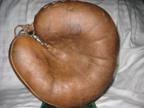 Spalding Perfection 7 0 Catchers Mitt Front